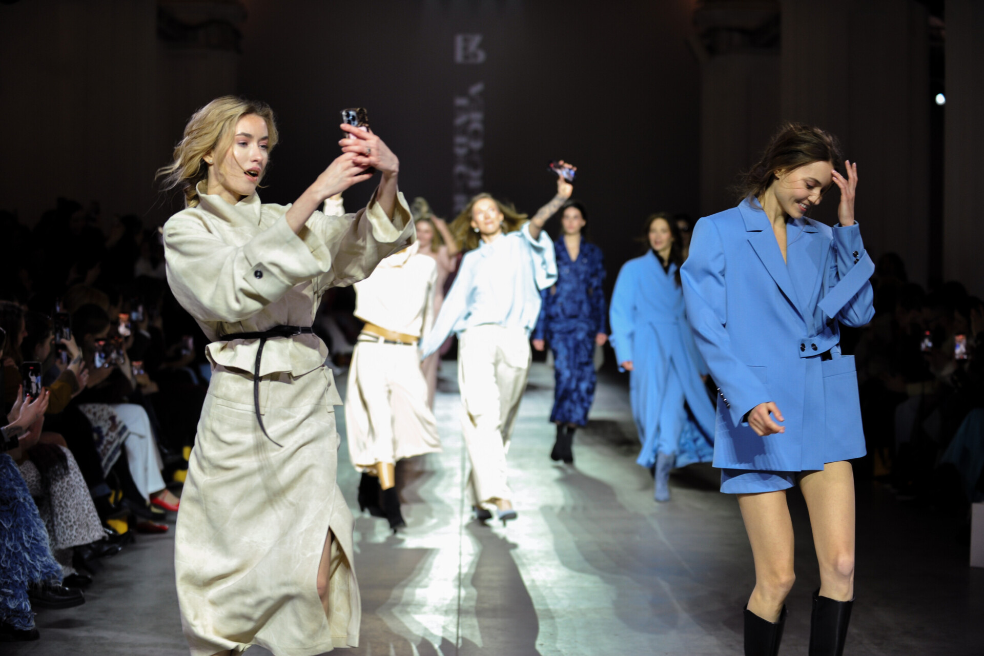 Vorozhbyt&Zemskova представили колекцію FW27 на Ukrainian Fashion Week – про місто, світло і новий етап